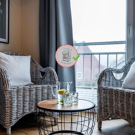 Kuestenkojen Mit 4 Ferienwohnungen Fuer 1 Bis 8 Pers Mit Diversen Schlafzimmern, Garten Oder Balkon Büsum Екстериор снимка